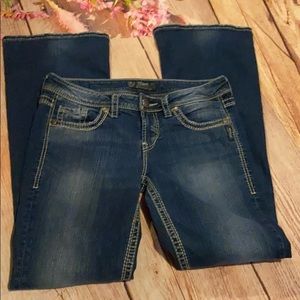 EUC Silver Jeans Lola size W29/L33